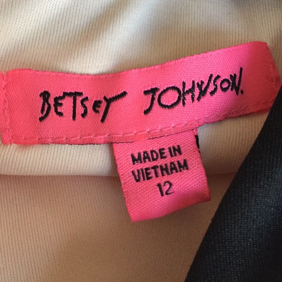 Betsey Johnson Pink and Black Dress - Picture 4 of 13